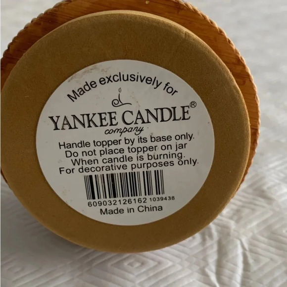 Yankee Candle Mountain Lake + Spring Globe Topper Basket Flowers 22oz Rare - Picture 9 of 12